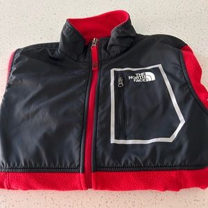 Boys Northface Fleece - Size M 10/12- EUC
